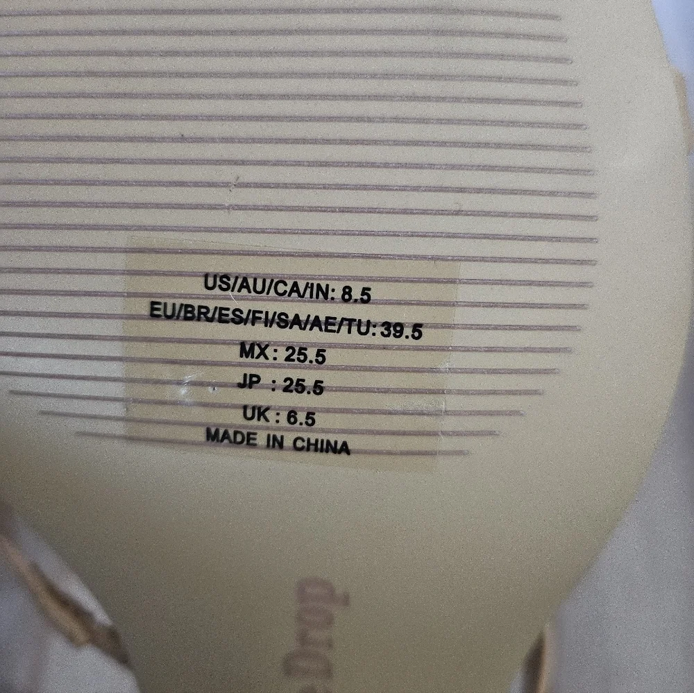 The Drop Amelie Tan Strappy Heeled Sandals Womens 8.5 Square Toe Slip On Nude.